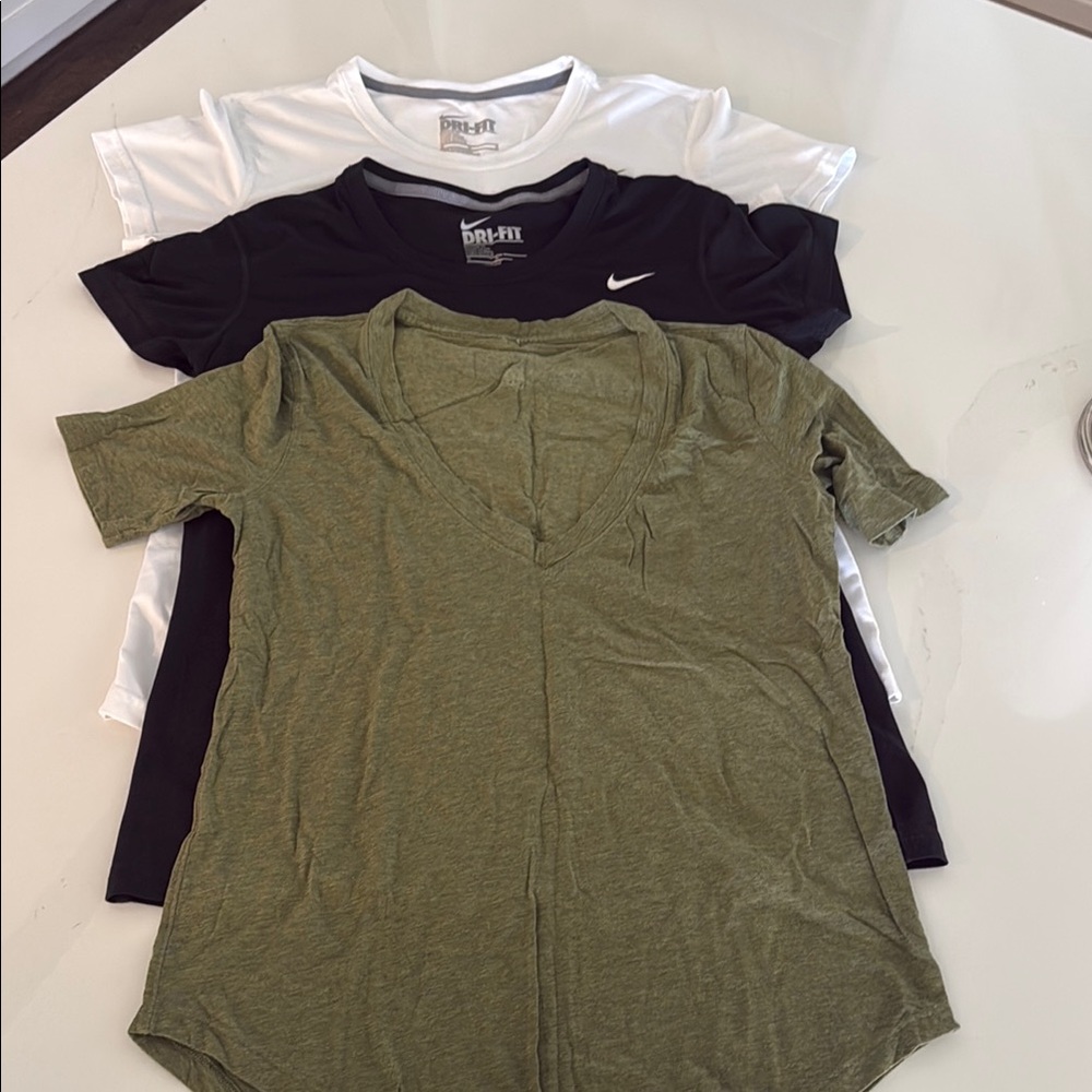 Lululemon Athletica White Fitted Short Sleeve T-Shirt and 2 Nike Dry Fit shirts